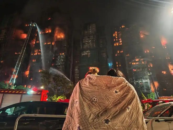 58伤工程公司3名负责人涉“误杀”被捕pg电子游戏网站香港大埔火灾已致44死(图3)